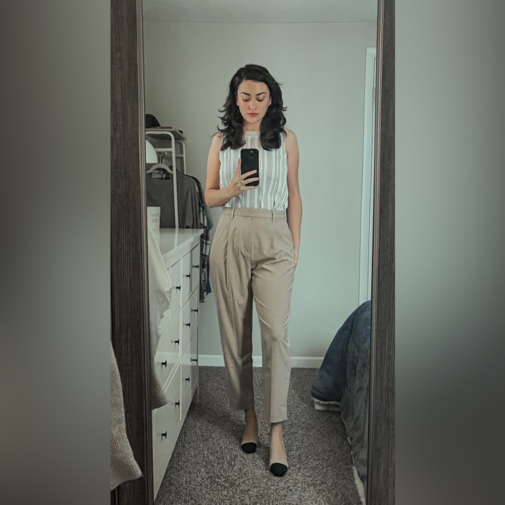 A New Day sleeveless chiffon blouse
